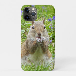 Capa Para iPhone 11 Pro Esquilo Entre Violetas Selvagens