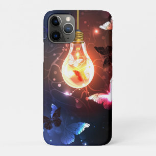 Capa Para iPhone 11 Pro Lâmpada Brilhante com Borboletas Noturnas