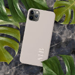 Capa Para iPhone 11 Pro Max Creme Natural Neutro, Ecru Claro Personalizado<br><div class="desc">Maleta de celular natural de cor natural, beige castanho-escura, de cera branca. Com espaço para personalizar com um nome, monograma ou iniciais de sua escolha. Belo, moderno e legal cobrir para o motif motif motif motif motif motif motif, experiente e amante da arte, que quer proteger seu telefone de poeira...</div>
