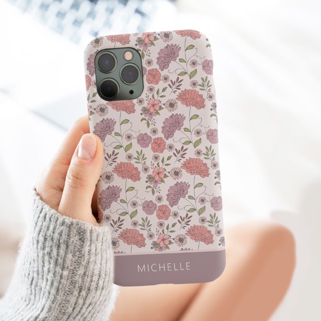 Capa Para iPhone 11 Pro Max Flores Selvagens Personalizadas com Nome Floral (Criador carregado)