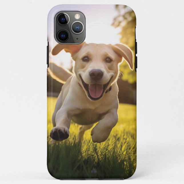 Capa Para iPhone 11 Pro Max Happy Labrador Puppy em execução (Verso)