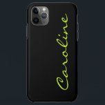 Capa Para iPhone 11 Pro Max Tendência Moderna Preta com Qualquer Nome<br><div class="desc">Proteja o seu novo telefone com um na moda moderno, que aparece a preto na moda, com um modelo de texto para personalizar com o seu nome em verde-amarelo claro neon. Se quiser usar outras cores, você pode alterar a cor preta do plano de fundo e a cor do texto,...</div>
