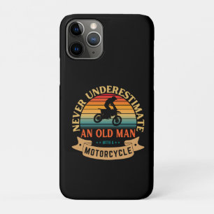 Capa Para iPhone 11 Pro Nunca subestime um homem velho com uma motocicleta