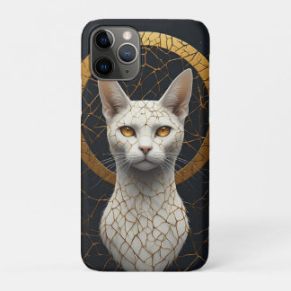 Capa Para iPhone 11 Pro Retrato de Gato Branco com Halo Geométrico Dourado
