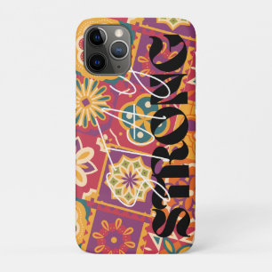 Capa Para iPhone 11 Pro Retro 70s Floral Patchwork Fique ForteAbrace as v