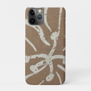 Capa Para iPhone 11 Pro White Floral em Castanho