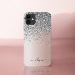 Capa Para iPhone 11 Rosa Dourado - Monograma brilhante cor-de-rosa<br><div class="desc">Rosa Dourado - Faísca Metálica de Folha Rosa e Folha de Silver e Minúscula, com brilho, nome do monograma de metal escovado e telefone inicial. Isto faz o doce e perfeito aniversário de 16 anos, casamento, chá de panela, aniversário, chá de fraldas ou festa de solteira presente para alguém que...</div>
