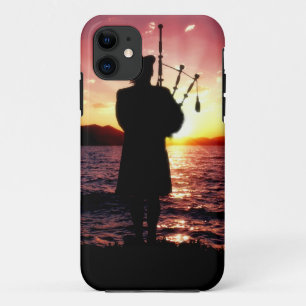 Capa Para iPhone 11 Saco escocês canalizações por pôr do sol