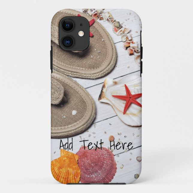 Capa Para iPhone 11 Sandálias, conchas e Starfish na praia (Verso)