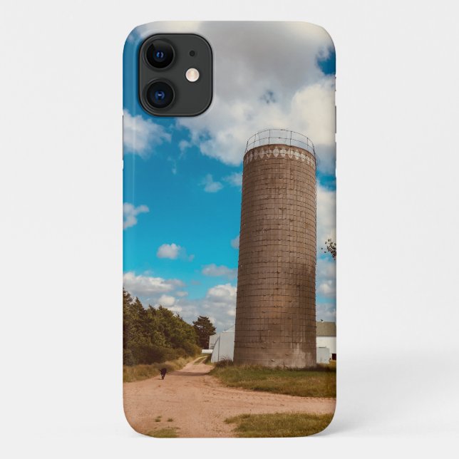 Capa Para iPhone 11 Silo de Fazenda em Murdock Kansas (Verso)
