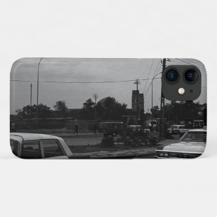 Capa Para iPhone 11 Táxis antigos de rua em Bagdá no Iraque