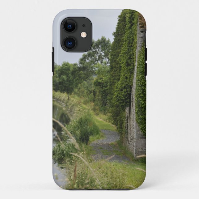 Capa Para iPhone 11 Um Canal Irlandês (Verso)