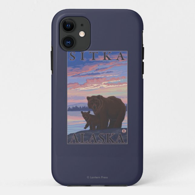 Capa Para iPhone 11 Urso e Cub - Sitka, Alaska (Verso)