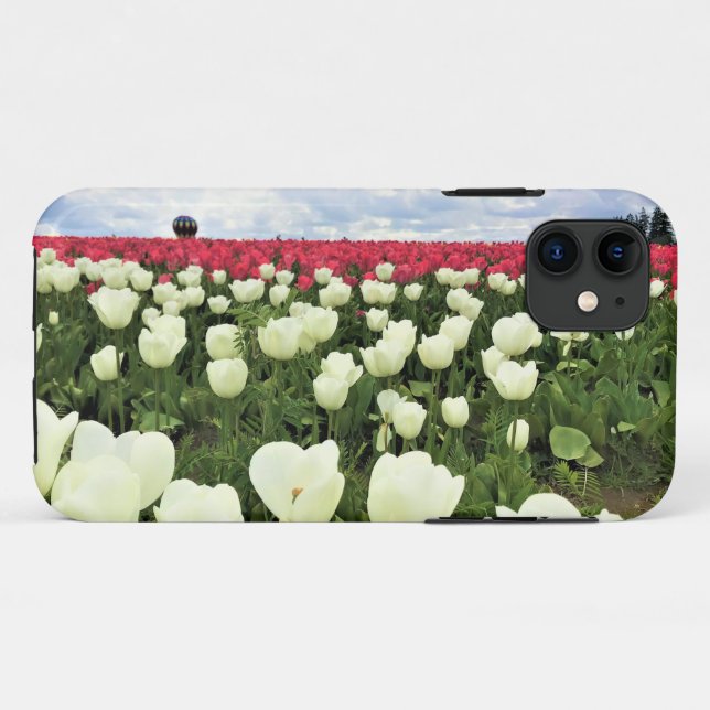 Capa Para iPhone 11 White & Pink Tulip Field, Oregon (Verso (horizontal))