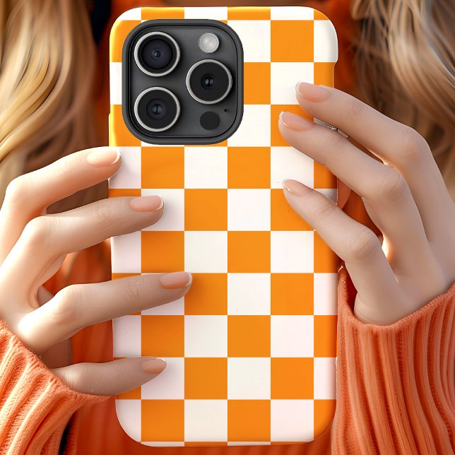 Capa Para iPhone 11 Xadrez Laranja e Branco (Criador carregado)