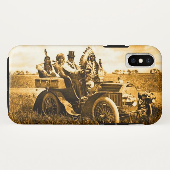 CAPA PARA iPhone, Case-Mate  APACHES E GERONIMO CONDUZINDO UM CARRO A MOTOR (Verso (Horizontal))