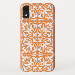 Capa Para iPhone XR Azulejo marroquino - cor de laranja e branco<br><div class="desc">Padrão de azulejo inspirado por marroquinos com um aspecto cerâmico polido - laranja coral macio com fundo branco</div>