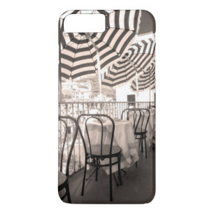 Capa Para iPhone Da Case-Mate Balconha de restaurante Quaint, Itália