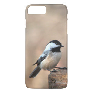 Capa iPhone 8 Plus/7 Plus Chickadee em um iPhone claro dourado 8/7 de caso