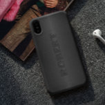 Capa Para iPhone Da Case-Mate Cinza Escura Metálica Escovada Alumínio<br><div class="desc">Cinza escura metálico escovado de alumínio com textura de fundo. Simples e elegante design moderno. Ele vem com um nome/monograma personalizável.</div>