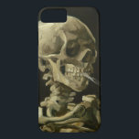 Capa Para iPhone Da Case-Mate Crânio com cigarro por Vincent Van Gogh<br><div class="desc">O crânio de um esqueleto com o cigarro queimado é uma pintura de Vincent van Gogh. Provavelmente foi pintado no inverno de 1885-1886 como um comentário humorístico sobre práticas acadêmicas conservadoras, pressuposto baseado no fato de que Van Gogh estava em Antuérpia na época, frequentando aulas na Academia Real de Belas...</div>