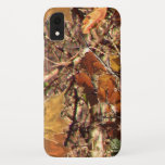 Capa Para iPhone XR Decoração de Pintura da Camuflagem Natural de Hunt<br><div class="desc">Uma bela ideia de presente na moda num vibrante decor de camuflagem da floresta em época de outono. Soa bem,  uma ideia de presente de excelente. Você também pode personalizá-lo,  basta clicar no botão azul "PERSONALIZAR TI!" ou vincular e adicionar algum texto facilmente. Introdução</div>
