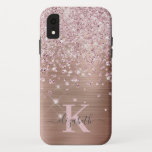 Capa Para iPhone Da Case-Mate Glam Bling Rosa Dourado Diamond Confetti Monograma<br><div class="desc">Elegante, Glam, rosa de diamante de ouro, capas de iphone de confete de Girly Shiny. Apresenta um fundo de metal esfregado em rosa dourado falso, pontilhado com ouro rosa rosa e confete de diamantes brancos. Personalize com seu nome e monograma inicial. Por favor, note: esta design é um efeito fotográfico...</div>