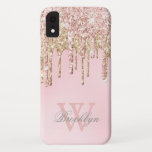 Capa Para iPhone Da Case-Mate Glitter Dourado Rosa de Blush Girly Monogramas<br><div class="desc">O brilho cor-de-rosa rosa rosa rosa, moderno e esbranquiçado pinga o nome personalizado design monograma. Este design apresenta o amarelo-rosa-rosa-rosa-claro e branco-claro e o brilho amarelo-brilho-brilho no fundo cor-de-água-rosa com modelo de texto de nome e monograma. O nome é escrito como uma fonte elegante e bonito escrita à mão. Um...</div>