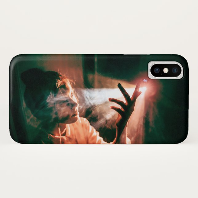 Capa Para iPhone, Case-Mate Mulher na Luz e Fumaça (Verso (Horizontal))