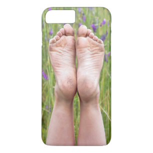 Capa Para iPhone Da Case-Mate pés desencapados sujos nos wildflowers