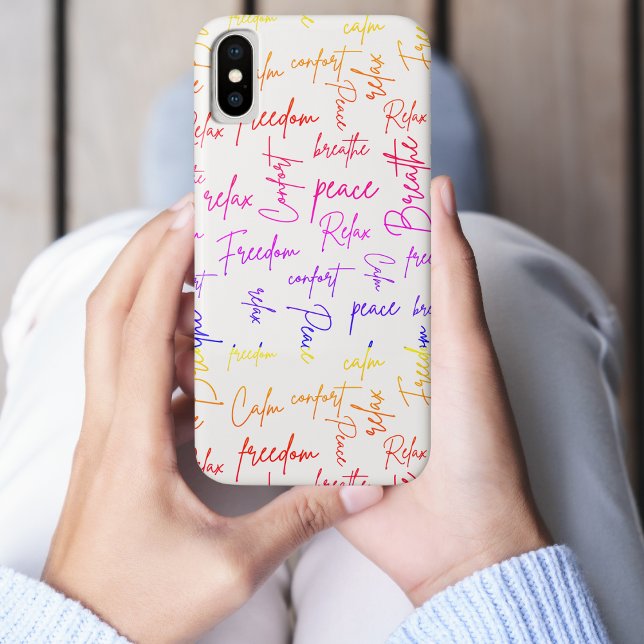 Capa Para iPhone, Case-Mate Respire Relaxe Paz Script Branco Padrão Arco-íris (Criador carregado)