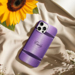 Capa Para iPhone Da Case-Mate Roxo Metálico Roxo com aspecto de alumínio<br><div class="desc">Design de roxo metálico brilhante,  padrão de aspecto de alumínio escovado. Stripes de padrão geométrico roxo. O design está disponível em outros produtos e pode ser solicitado em qualquer produto que oferecermos no Zazzle. Isto não é um metal,  mas uma imagem que parece metálica.</div>