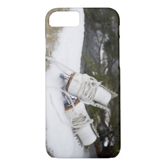 Capa iPhone 8/ 7 Skates de gelo, figura skates na neve