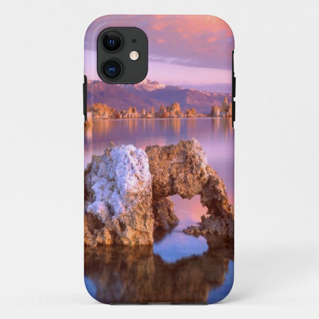 Capa Para iPhone Da Case-Mate Arco de tufo no Mono Lake (Verso)