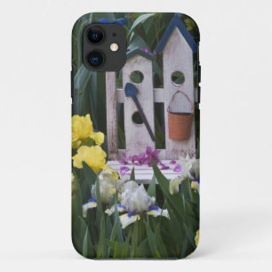 Capa Para iPhone Da Case-Mate EUA, Pensilvânia. Lírios de jardim crescem ao redo