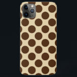 Capa Para iPhone Da Case-Mate Grandes pontos retrorreflectores - chocolate marro<br><div class="desc">Bolinhas retrorreflectoras/pontos de moedas - pontos castanhos de chocolate sobre fundo de camelo</div>
