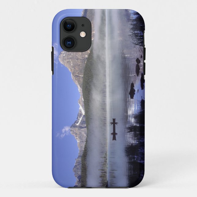 Capa Para iPhone Da Case-Mate Pescadores em canoa no Lago Waterfowl, Banff (Verso)