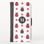 Padrão de Ladybug do Monograma Vermelho Vermelho<br><div class="desc">Cobrir o seu novo iPhone com este lindo, trendy, padrão de ladybug. É decorado com um padrão de ladybug floral em um fundo branco e seu monograma inicial no meio. Um modelo de monograma foi adicionado para que você possa personalizar este caso com seu nome e inicial. Projetado para você...</div>