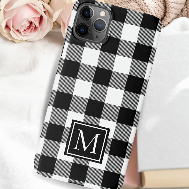 Capa Para iPhone Xadrez de Buffalo Branco e Preto Monograma (Monogrammed Black and White Buffalo Plaid iPhone Case - Select your phone case size, add monogram)