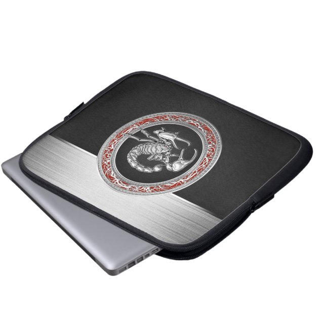 Capa Para Notebook [300] Escorpião de Prata Sagrado a Preto (Frente Inferior)