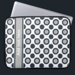 Capa Para Notebook A bolsa de laptop personalizada: Bolinhas de prata<br><div class="desc">A bolsa de laptop feita sob encomenda com um teste padrão de bolinhas na moda do cinza preto e de prata e um espaço a personalizar. Personalize com sua nome ou mensagem. Suprima do texto se você quer uma bolsa de laptop simples. O clique "personaliza-a" botão à pia batismal do...</div>