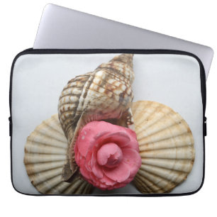 Capa Para Notebook A camélia e os escudos