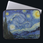 Capa Para Notebook A Noite Estrelada, pintura a óleo, Vincent Van Gog<br><div class="desc">Vincent Van Gogh, junho de 1889, pós-impressionista pintura a óleo de arte moderna na paisagem da canvas noturna pintando de um céu azul estrelado e suave com uma lua crescente amarela brilhante; o planeta Vênus também é visível. Uma grande e exagerada árvore ciprestes pode ser vista em primeiro plano. esta...</div>