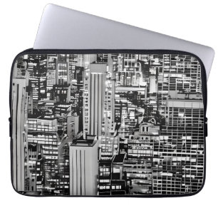 Capa Para Notebook A paisagem urbana de Nova York em preto e branco