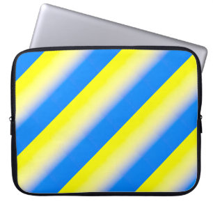 Capa Para Notebook A Ucrânia Azul e Amarela inspirou a paz contra a g