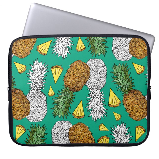 Capa Para Notebook Abacaxi com folhas, pequenos pedaços. Pat sem cost (Frente)
