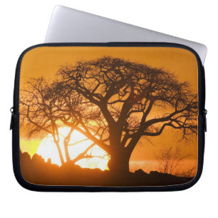 Capa Para Notebook África, Botsuana, Sol poente silhueta Baobab