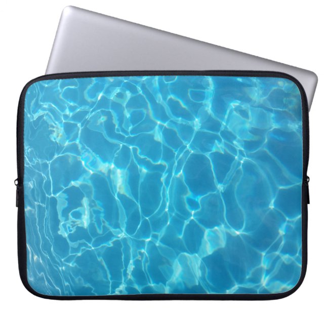 Capa Para Notebook Água da Piscina Azul Céu Cristalino (Frente)