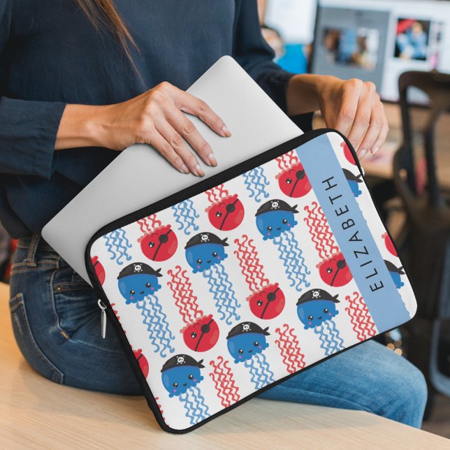 Capa Para Notebook Água-viva pirata, padrão de água-viva, seu nome (Criador carregado)