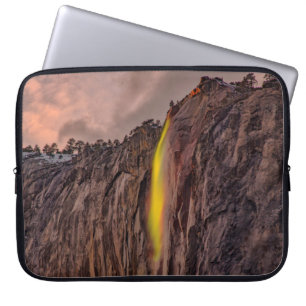 CAPA PARA NOTEBOOK ÁGUAS SOB PELO CÉU BRANCO